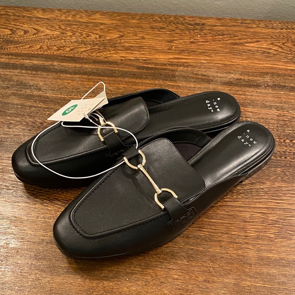 NWT A New Day mule flats